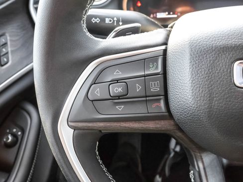 New 2025 Jeep Grand Cherokee Limited w/ Luxury Tech Group II image 26