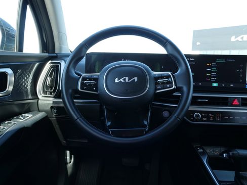 Certified 2024 Kia Sorento S image 21