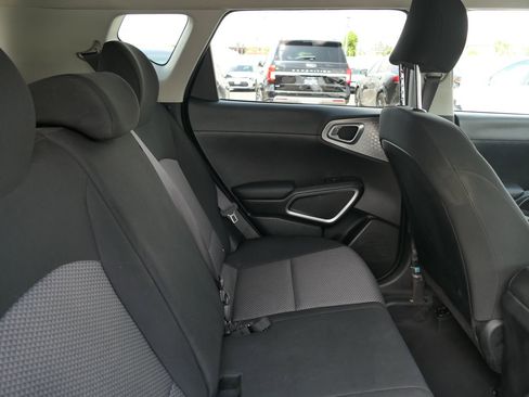 Used 2021 Kia Soul LX FWD image 22