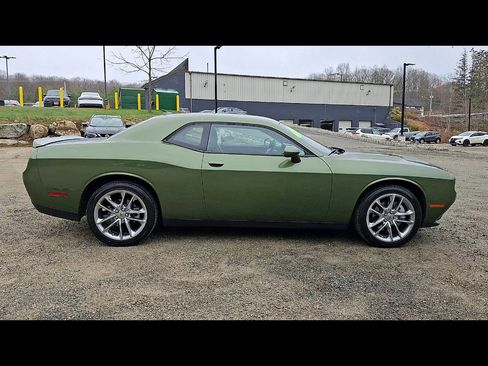 Used 2022 Dodge Challenger SXT w/ Plus Package AWD/4WD image 9