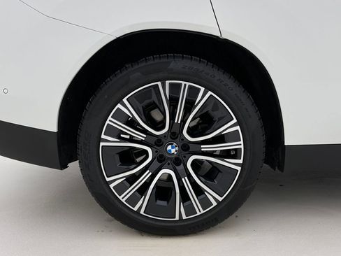 Certified 2025 BMW X3 xDrive30i w/ Convenience Package image 27