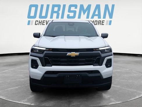Used 2025 Chevrolet Colorado LT w/ LT Convenience Package image 8