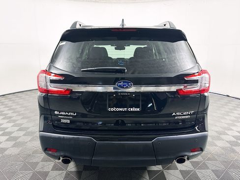 Used 2023 Subaru Ascent Touring AWD/4WD image 4