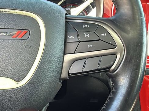 Used 2019 Dodge Charger SXT w/ Leather Interior Group image 30