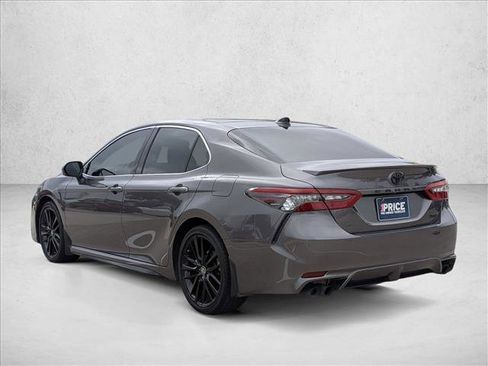 Used 2023 Toyota Camry XSE FWD image 7