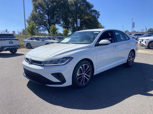 New 2026 Volkswagen Jetta Sport image 3