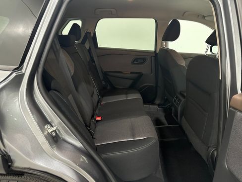 Used 2021 Nissan Rogue S image 23