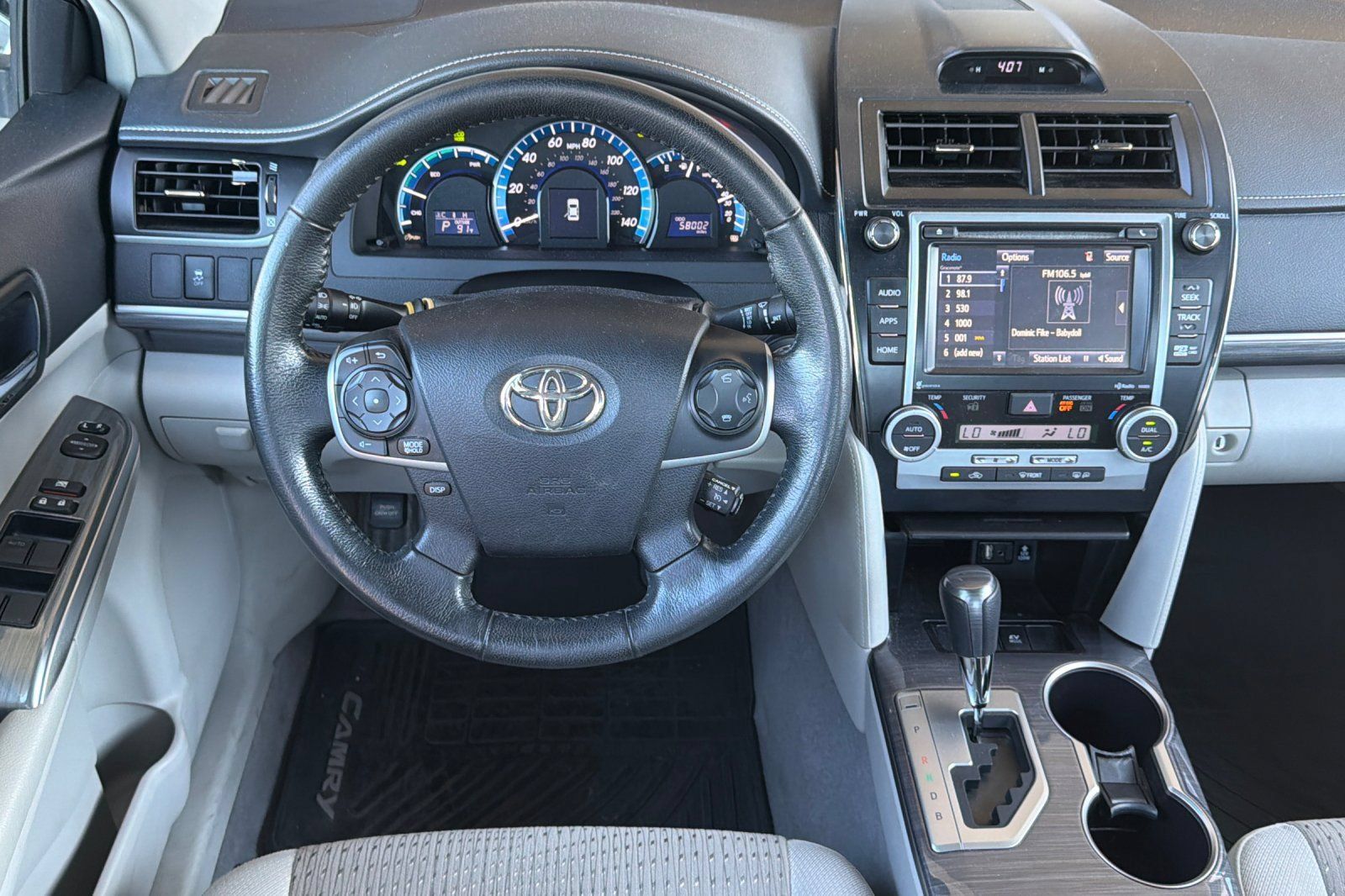Used 2014 Toyota Camry XLE w/ Convenience Package FWD image 18