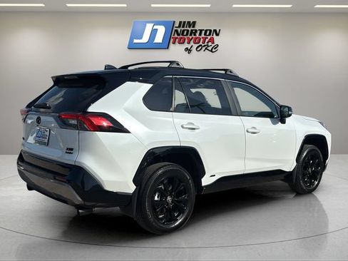 Used 2025 Toyota RAV4 XSE w/ Advanced Technology Package AWD/4WD image 5