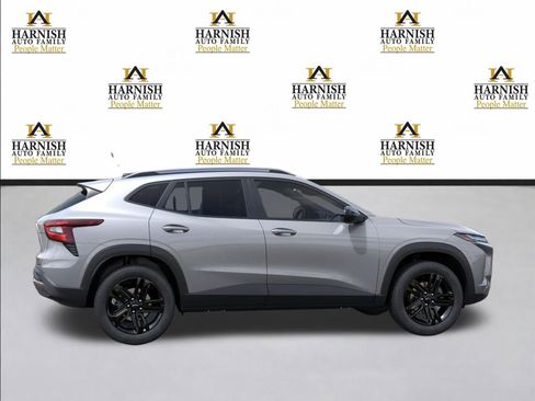 New 2026 Chevrolet Trax ACTIV FWD image 5