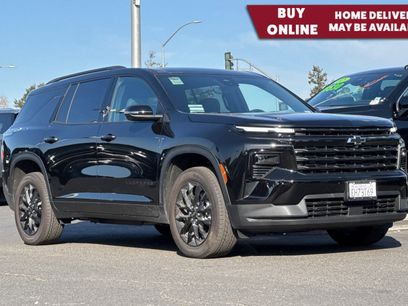 Used 2026 Chevrolet Traverse LT w/ Midnight/Sport Edition