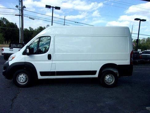 Used 2023 RAM ProMaster 1500 image 2