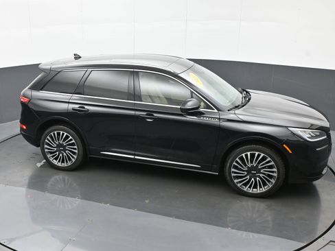 Used 2022 Lincoln Corsair Reserve w/ Equipment Group 201A AWD/4WD image 32