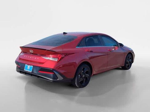 New 2026 Hyundai Elantra SEL Sport FWD image 6