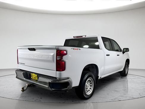 Used 2024 Chevrolet Silverado 1500 LT w/ Work Truck Package AWD/4WD image 5