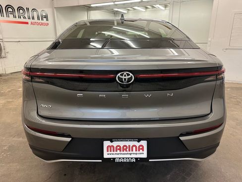 Used 2023 Toyota Crown AWD/4WD image 14