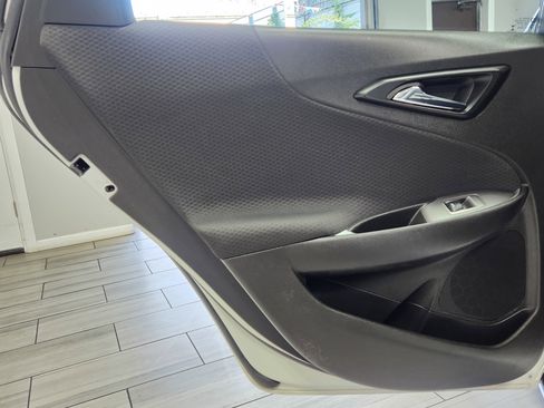 Used 2023 Chevrolet Malibu LT image 12