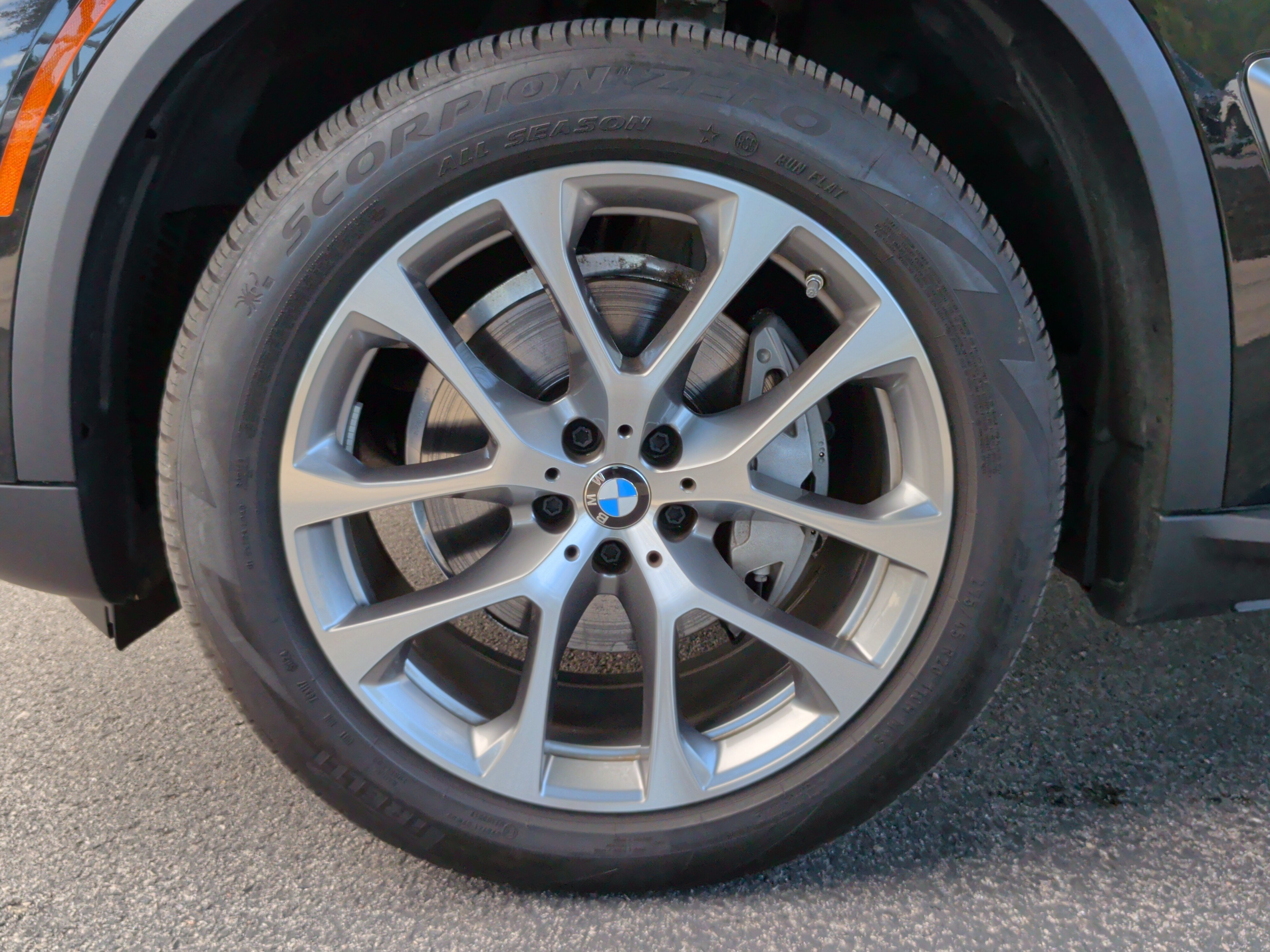 Used 2026 BMW X5 xDrive40i AWD/4WD image 14