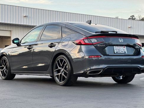 Certified 2022 Honda Civic Sport Touring image 5
