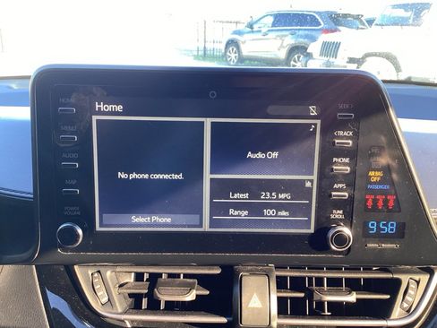 Used 2019 Toyota C-HR LE image 17