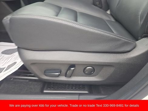 Used 2023 Nissan Rogue SL AWD/4WD image 10