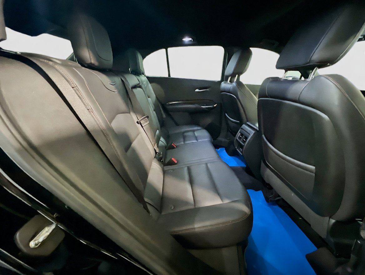 Used 2022 Cadillac XT4 Sport w/ Safety Alert Package FWD image 19