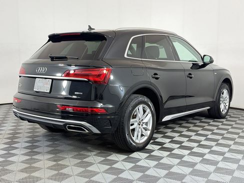Used 2023 Audi Q5 2.0T Premium w/ Convenience Package AWD/4WD image 9