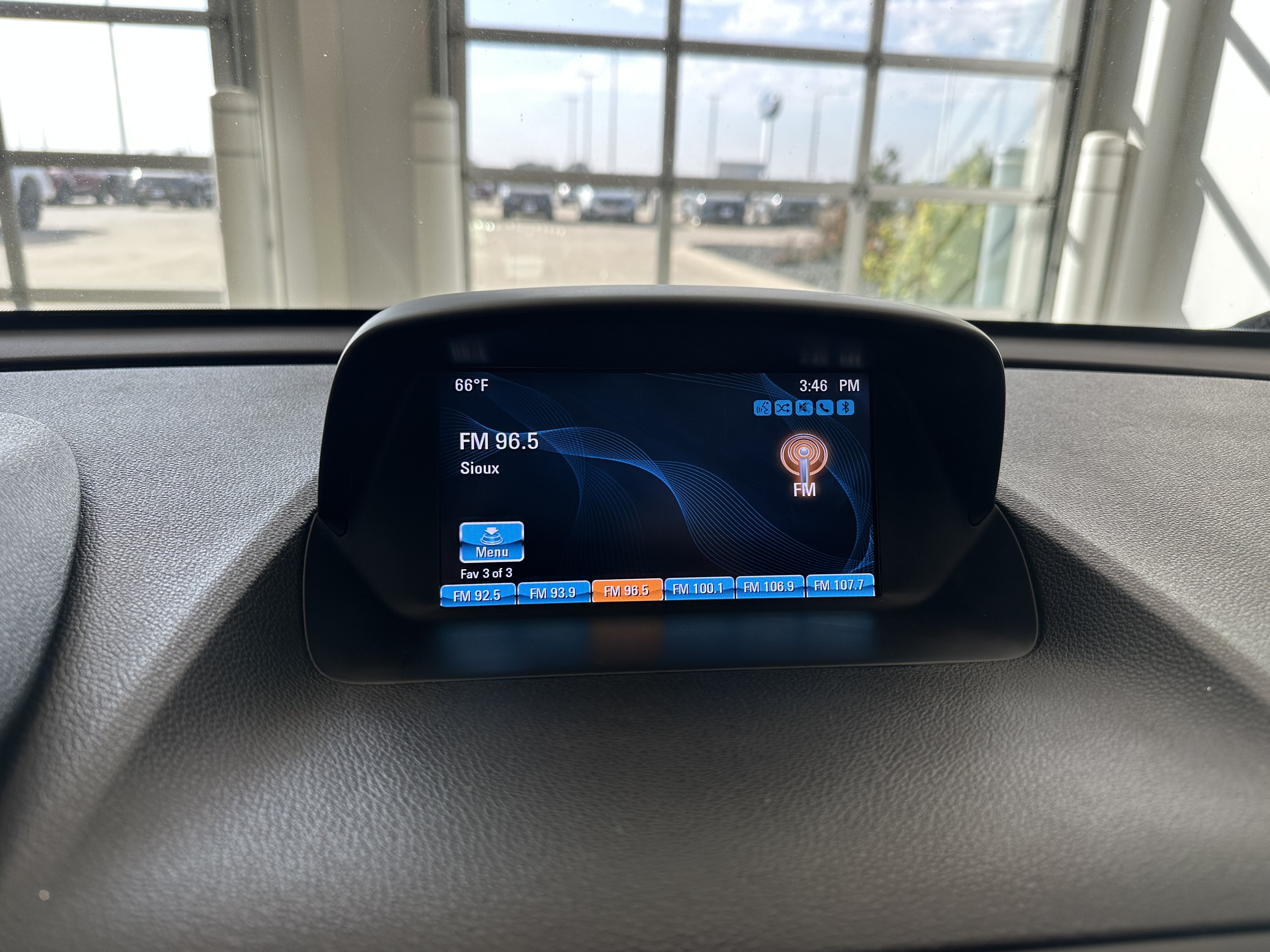 Used 2014 Buick Encore Premium AWD/4WD image 17