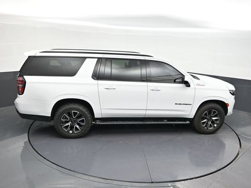 Used 2021 Chevrolet Suburban Z71 w/ Rear Media and Nav Package AWD/4WD image 21