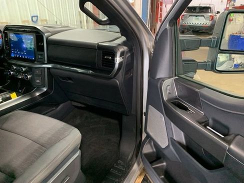 Used 2022 Ford F150 XLT w/ Equipment Group 302A High AWD/4WD image 18