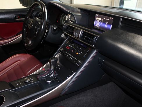 Used 2019 Lexus IS 300 F Sport w/ F Sport Package RWD image 34
