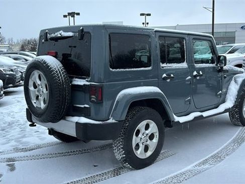 Used 2014 Jeep Wrangler Unlimited Sahara w/ Connectivity Group image 25
