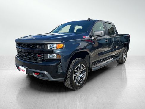 Used 2020 Chevrolet Silverado 1500 Custom Trail Boss w/ Custom Convenience Package image 2