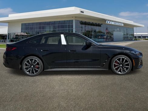 New 2026 BMW i4 eDrive40 w/ M Sport Package RWD image 12