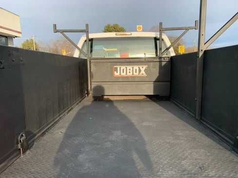 Used 2010 Ford F250 XL image 24