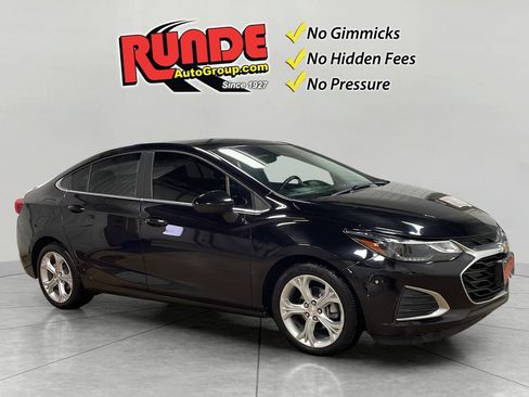 Used 2019 Chevrolet Cruze Premier image 7