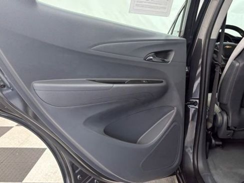 Used 2019 Chevrolet Bolt LT image 18