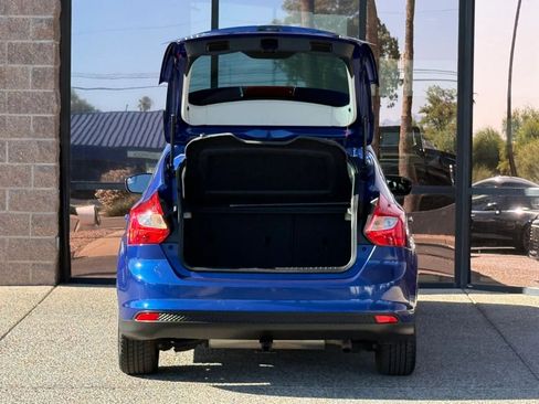 Used 2012 Ford Focus SE FWD image 29