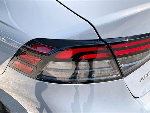 Used 2025 Honda Accord EX-L image 29