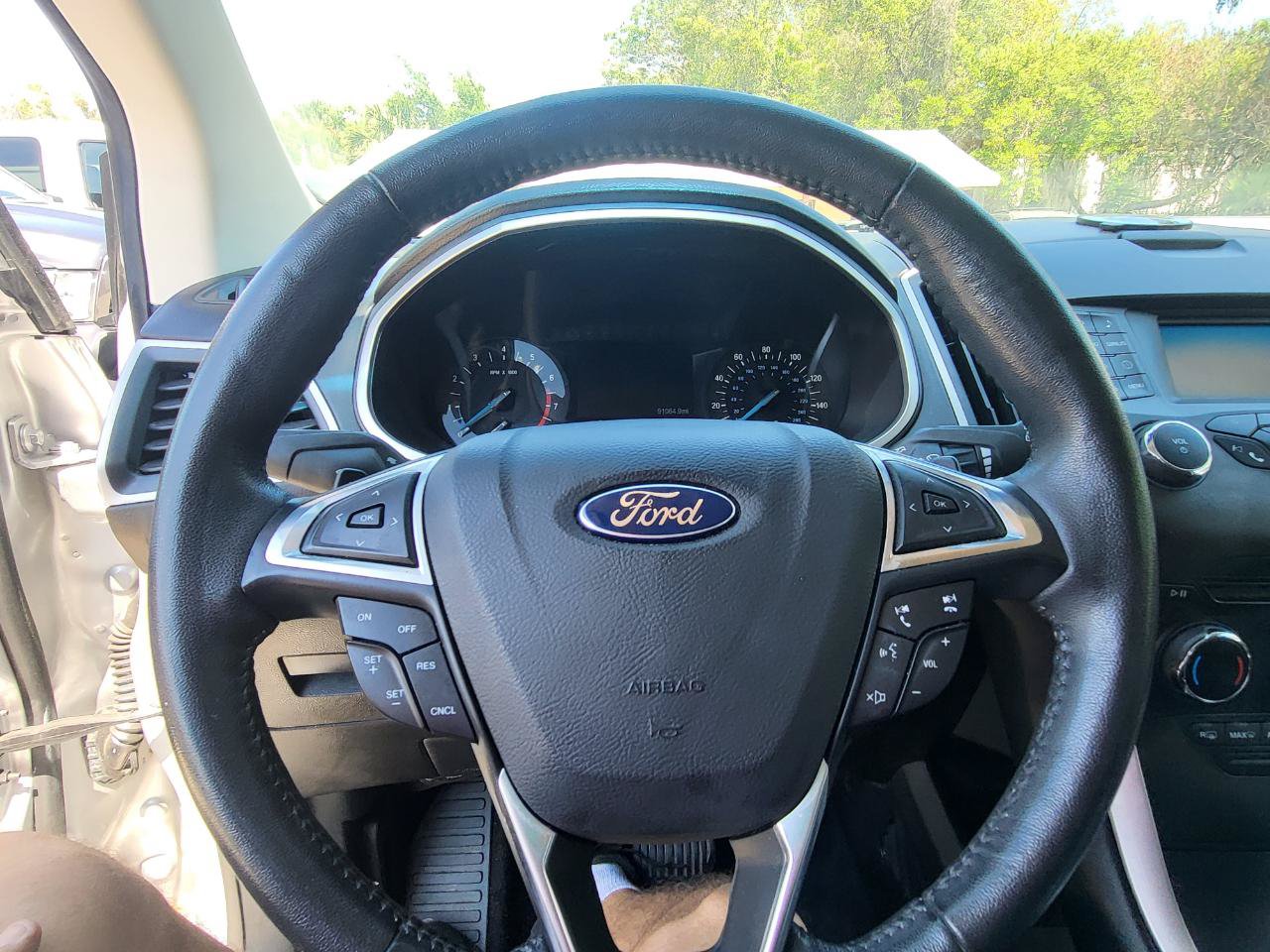Used 2017 Ford Edge SEL AWD/4WD image 35