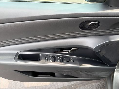 Certified 2025 Hyundai Elantra Sport FWD image 20