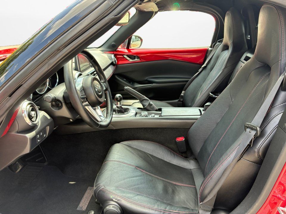 Used 2016 MAZDA MX-5 Miata Grand Touring RWD image 9