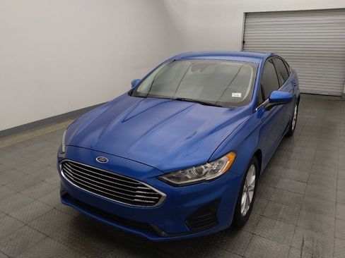 Used 2020 Ford Fusion SE FWD image 15