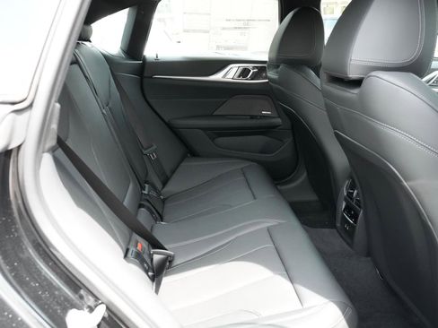 New 2026 BMW 430i xDrive w/ M Sport Package AWD/4WD image 8