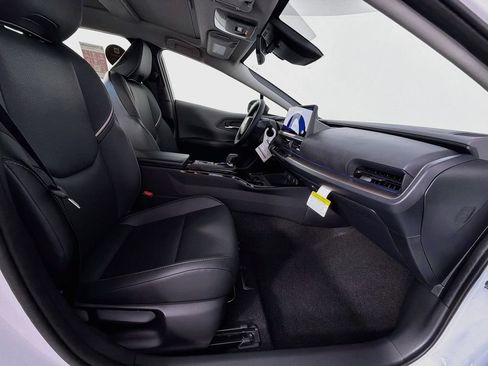 New 2027 Toyota Prius XLE FWD image 29