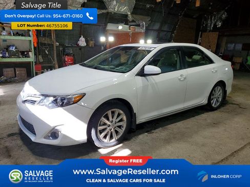 Used 2014 Toyota Camry XLE w/ Leather Package FWD image 1