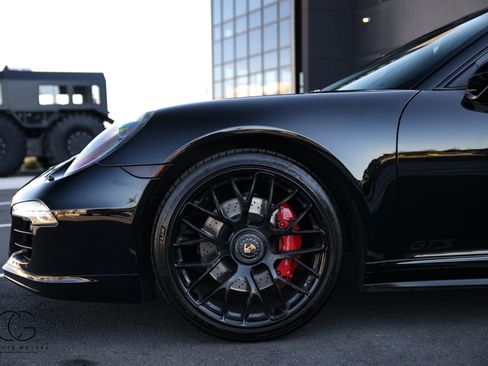 Used 2015 Porsche 911 Carrera GTS w/ Bose Audio Package RWD image 9