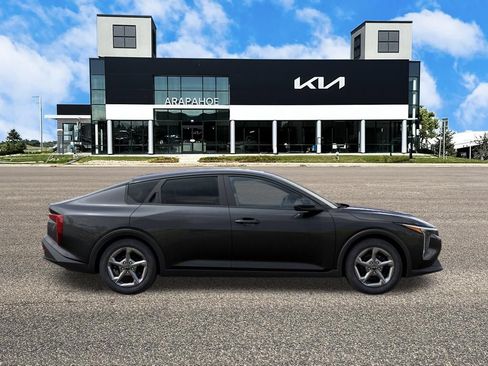 New 2026 Kia K4 FWD image 7