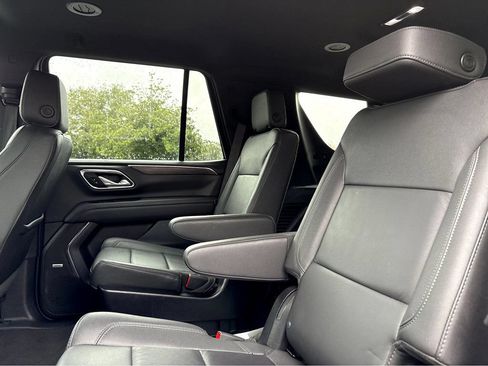 Used 2024 Chevrolet Tahoe LT RWD image 22