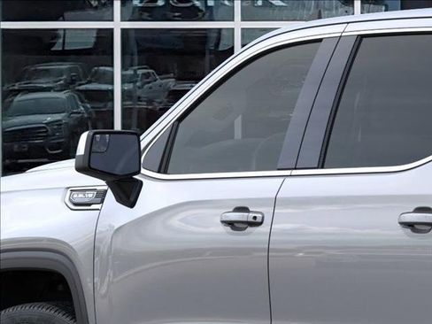 New 2026 GMC Sierra 1500 SLE image 12